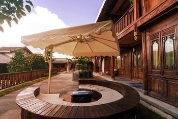 Lijiang Banshan Yunfu Boutique Hostel Exterior foto